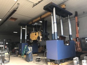 600 Ton Riggers Hydraulic Gantry System For Sale 