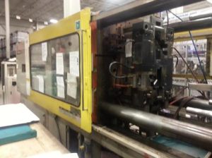 650 Ton Toshiba Plastic Injection Molding Machine For Sale