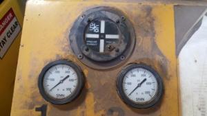 200 220 Ton J&R Lift N Lock Hydrualic Gantry For Sale