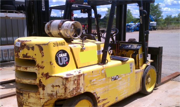 22,000lbs. Lowry Forklift  1