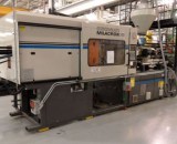 300 Ton Cincinnati Injection Molding Machine 1