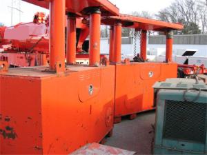 riggers mfg 200 ton gantry pic 4