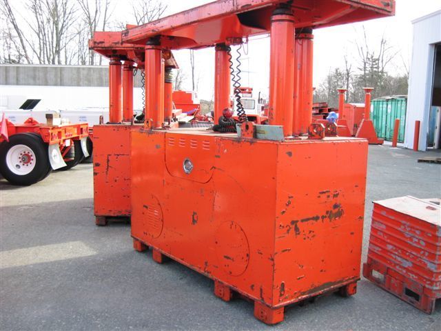 200 Ton Riggers Hydraulic Gantry Crane For Sale 200tRiggersMfgGantry