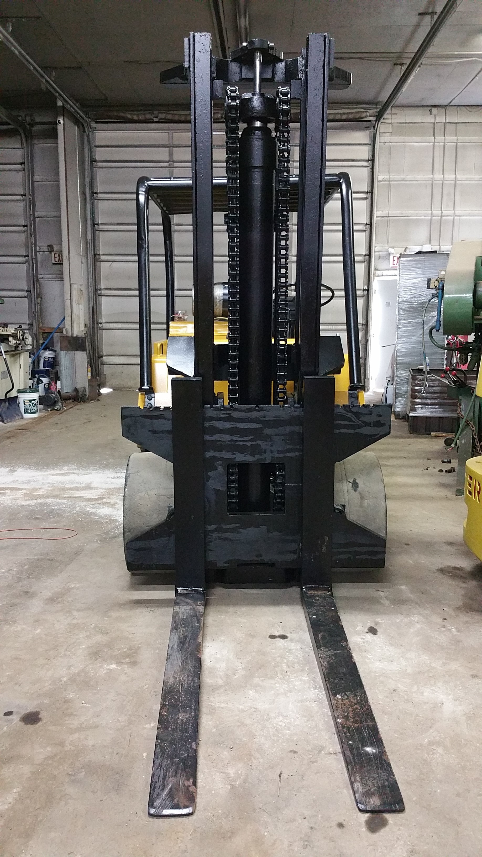 20,000lb. Capacity Cat/Towmotor Forklift For Sale