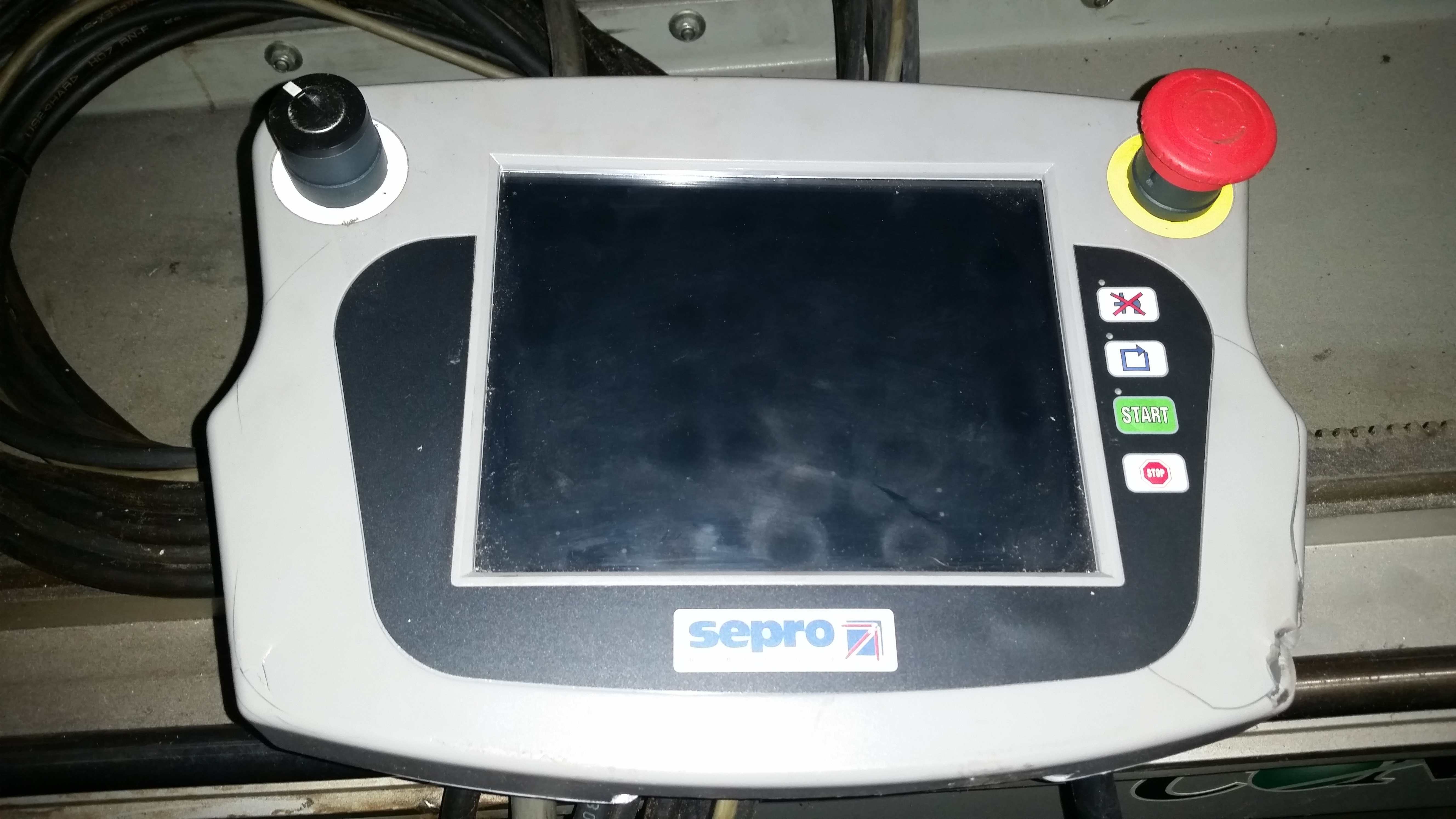 Sepro Plastic Injection Molding Machine Robot For Sale