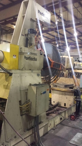 30,000lb. Capacity Perfecto Coil Rell with Perfecto Straightener Feeder For Sale