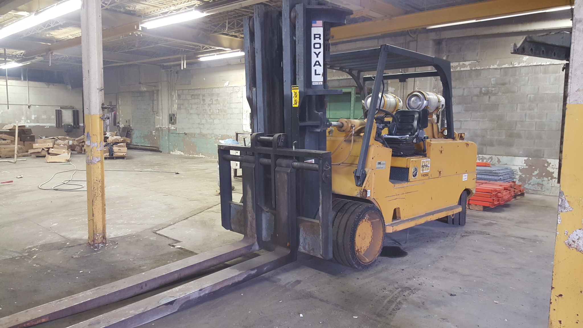 40,000lb. Capacity Royal Forklift For Sale!