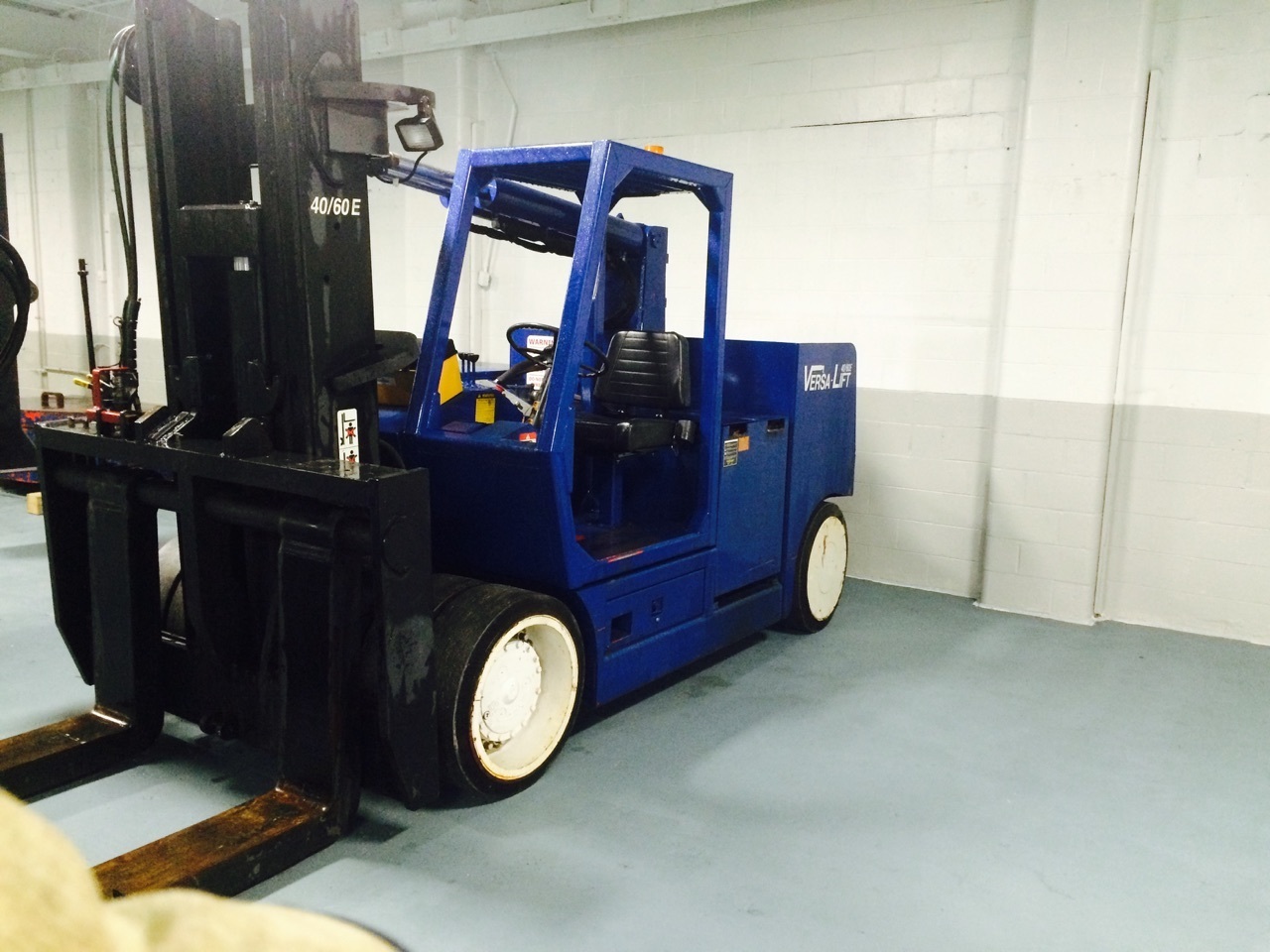 40,000lb. to 60,000lb. Capacity Electric Versa Lift For Sale