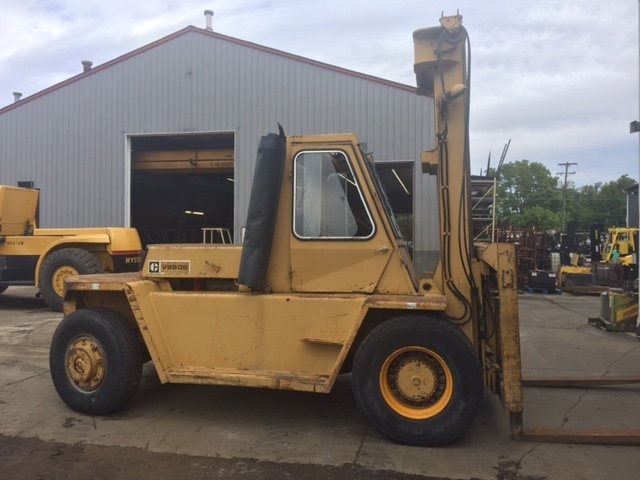 25,000lb. Capacity Cat Air-Tired Forklift For Sale