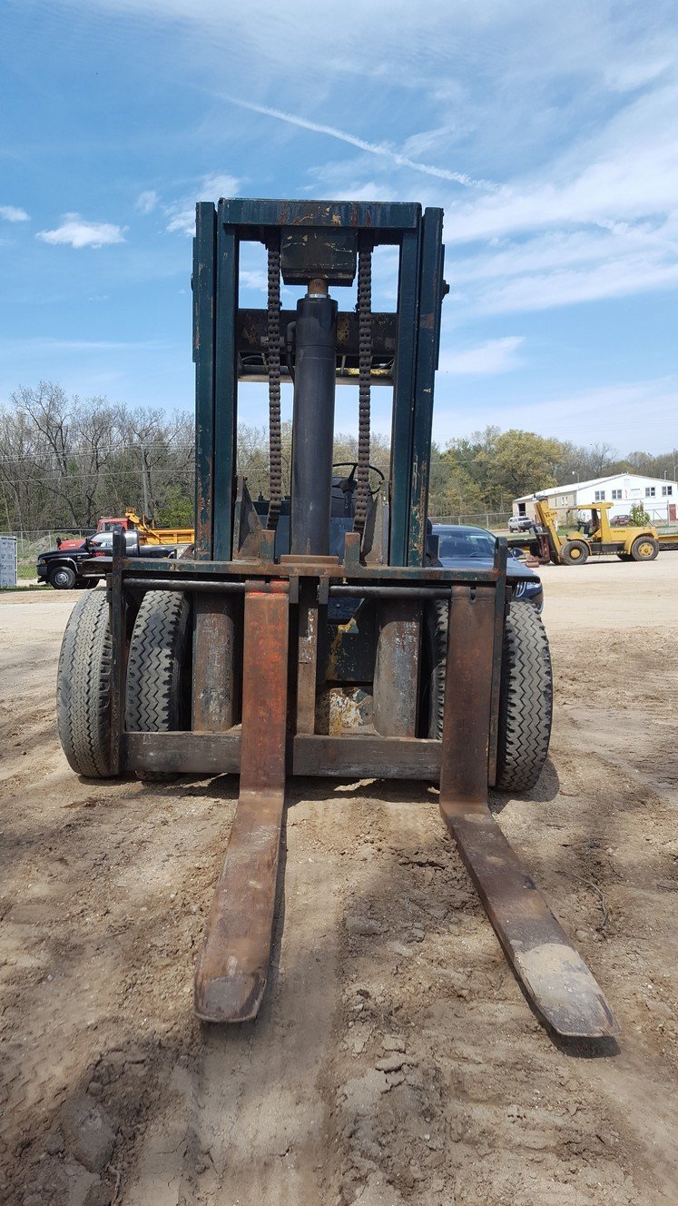 22,500lb. Capacity Hyster Forklift For Sale