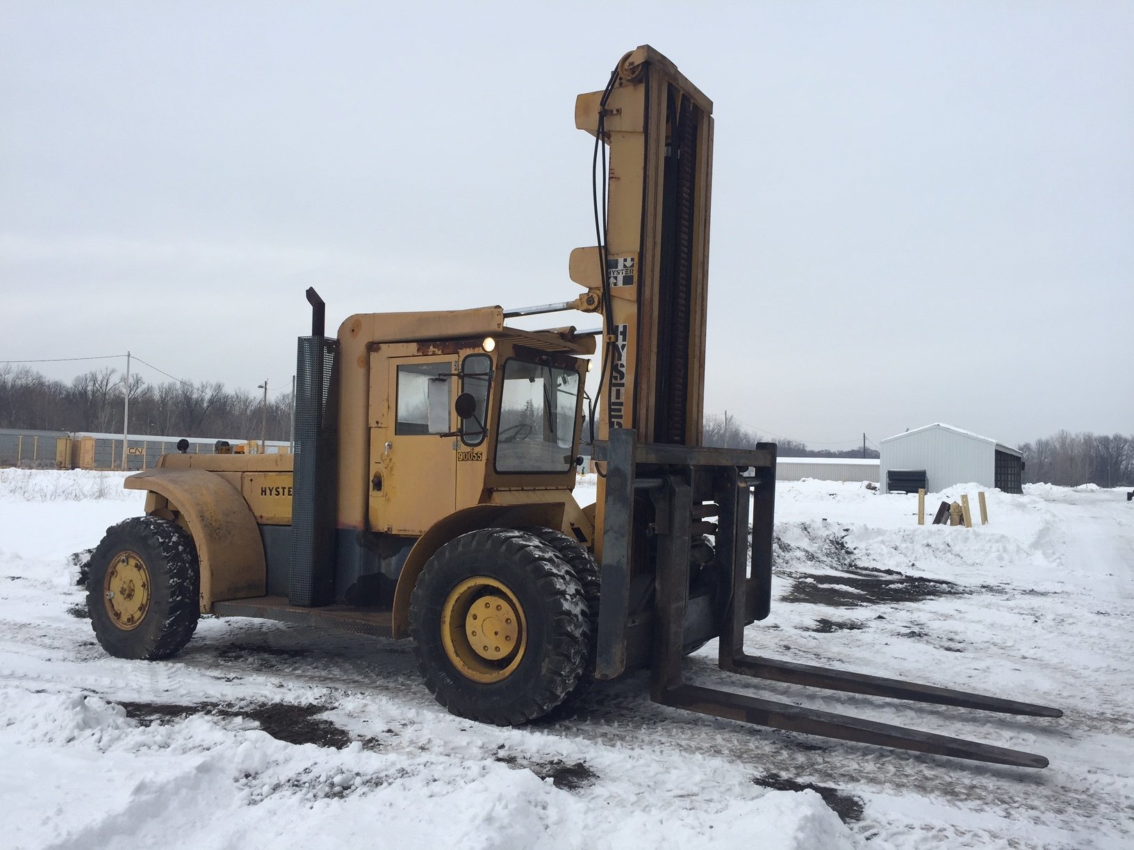 40,000lb. Capacity Hyster Air-Tire Forklift For Sale