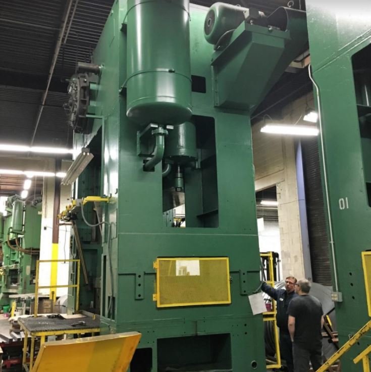 500 Ton Capacity USI Clearing Straight Side Press