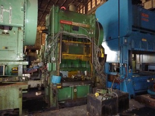 200 Ton Niagara Press - Straight Side Press