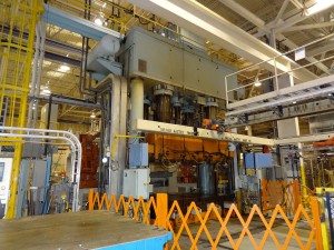 2000 Ton Williams and White Hydraulic Press 1