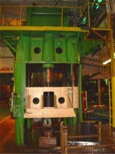 2500 Ton HPM Press pic 4