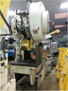 90 Ton Niagara OBI Press For Sale