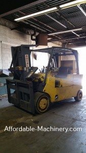 30,000lb Used Royal Hard Tire Forklift For Sale