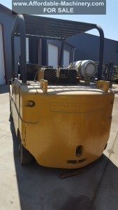 25,000lb. Capacity Cat T250 Forklift For Sale (2)